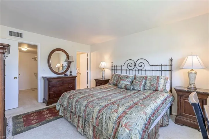 5483  Rattlesnake Hamm  RD, Naples, FL 34113
