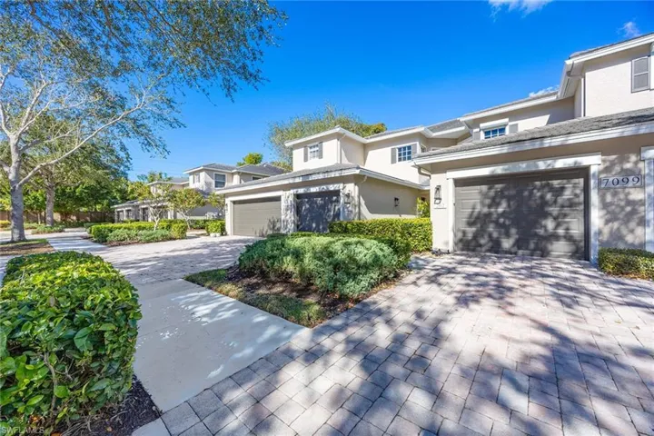 7099  Pond Cypress  CT, Naples, FL 34109