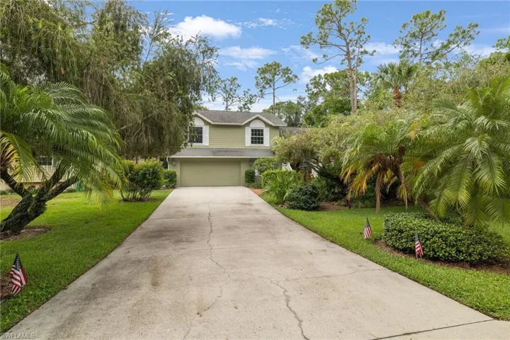 494 Chatham Cir, Naples, Florida 34110