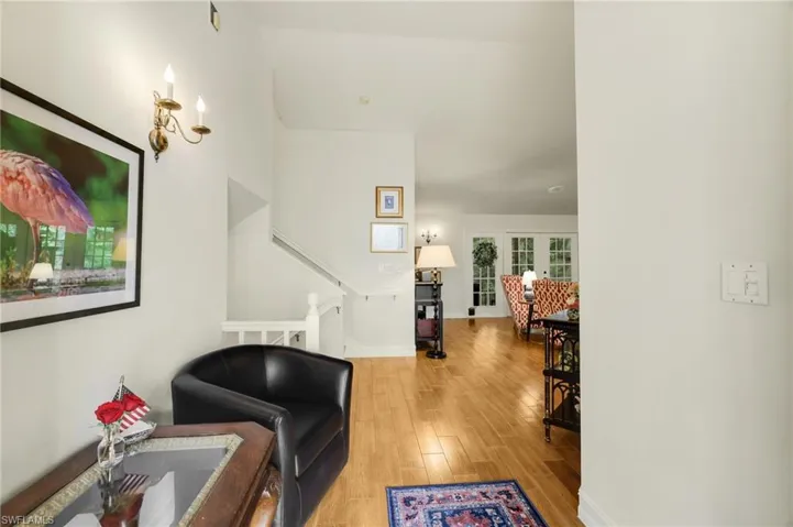 494 Chatham Cir, Naples, Florida 34110