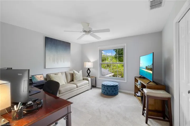 494 Chatham Cir, Naples, Florida 34110