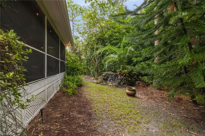 494 Chatham Cir, Naples, Florida 34110