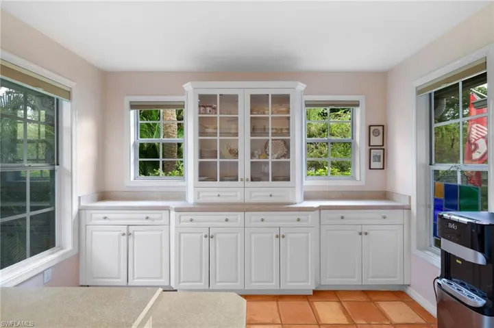 494 Chatham Cir, Naples, Florida 34110