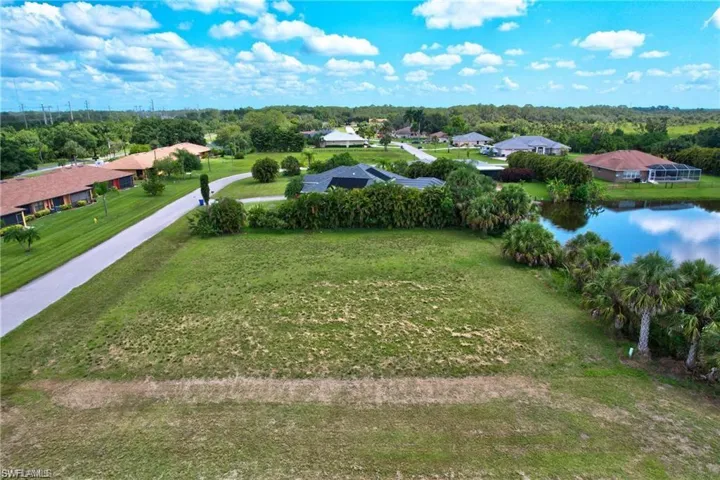 17091  Waters Edge  CIR, North Fort Myers, FL 33917