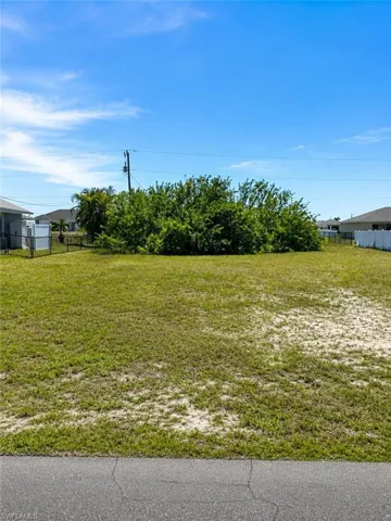 226 Ne 31st St, Cape Coral, Florida 33909
