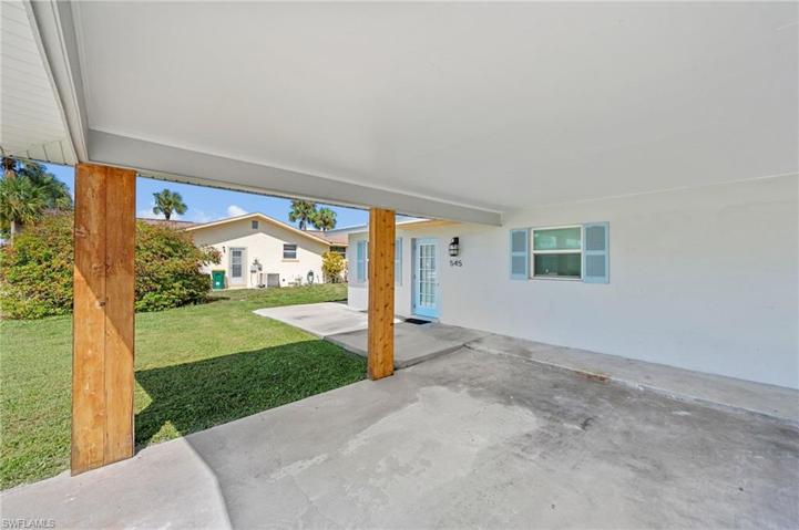 545 & 547  106TH N AVE, NAPLES, FL 34108