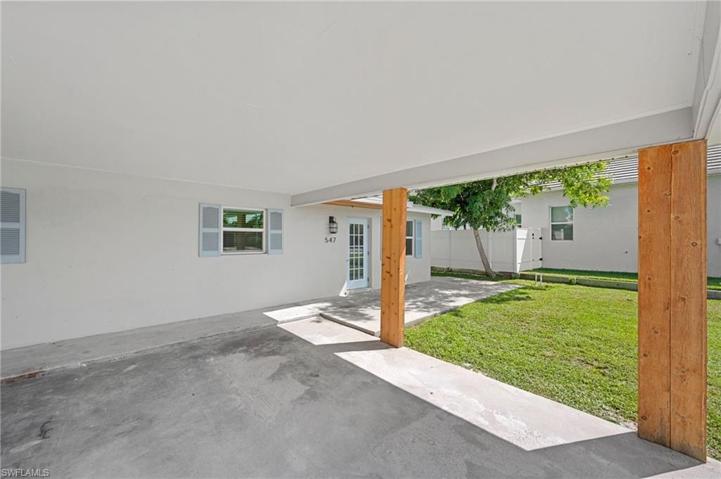 545 & 547  106TH N AVE, NAPLES, FL 34108