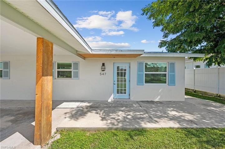 545 & 547  106TH N AVE, NAPLES, FL 34108