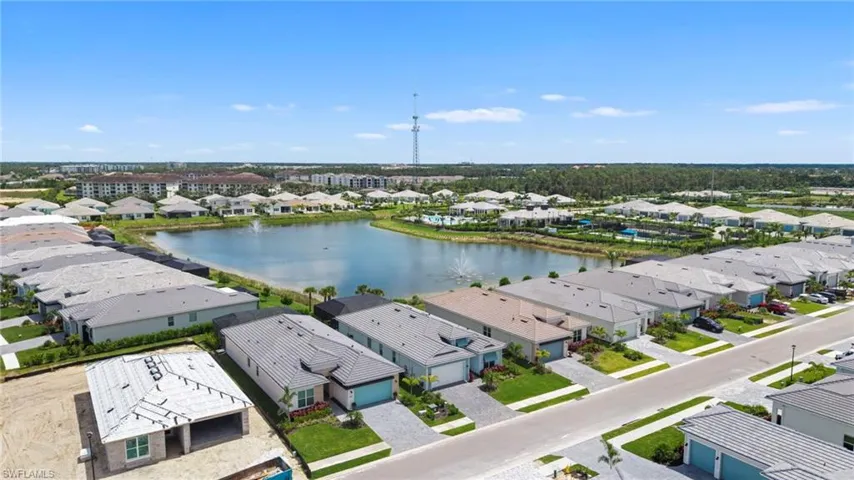 9088 Wisteria Way 204, Naples, Florida 34114