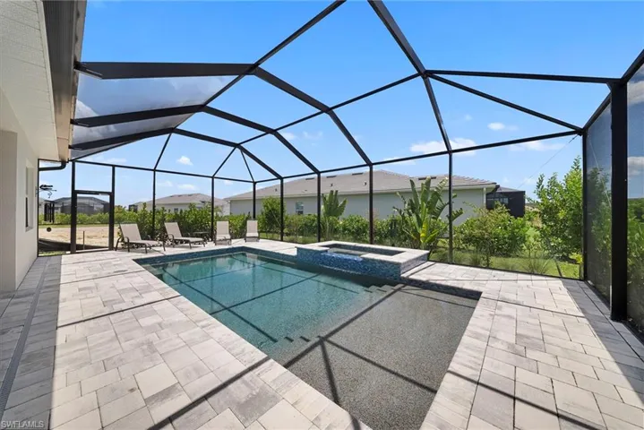 9088 Wisteria Way 204, Naples, Florida 34114