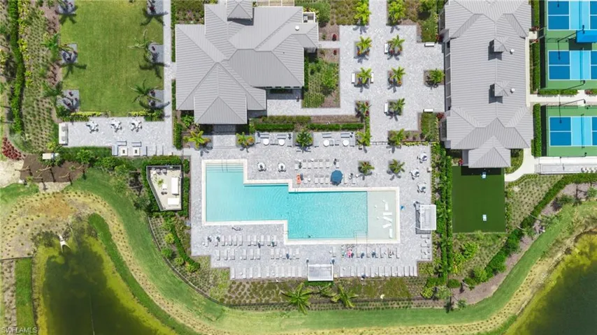 9088 Wisteria Way 204, Naples, Florida 34114