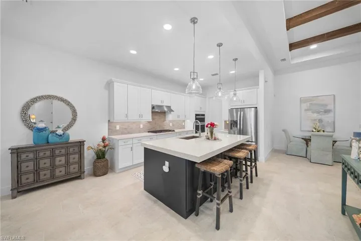 9088 Wisteria Way 204, Naples, Florida 34114