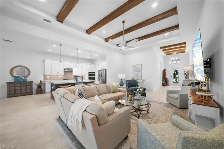 9088 Wisteria Way 204, Naples, Florida 34114