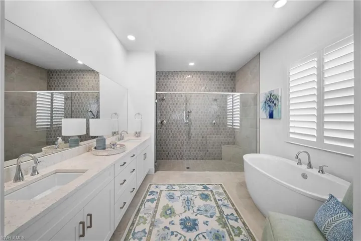9088 Wisteria Way 204, Naples, Florida 34114
