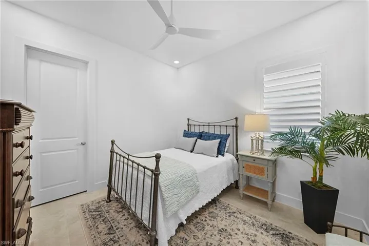 9088 Wisteria Way 204, Naples, Florida 34114