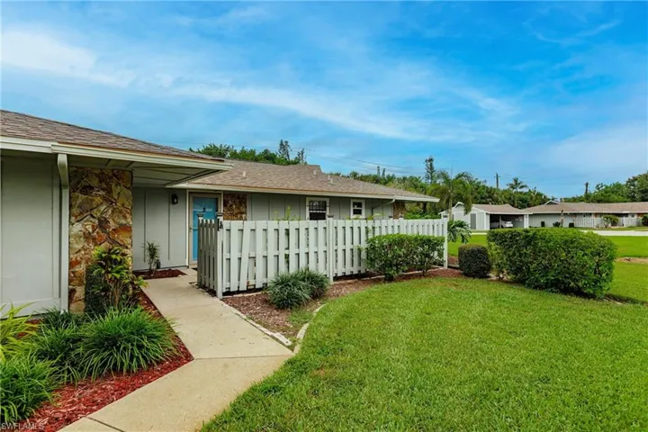 4261 Island Cir # 1, Fort Myers Fl 33919