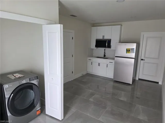 3810 5th St Sw, Lehigh Acres, Florida 33976