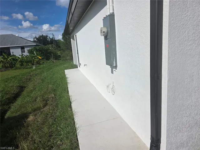 3810 5th St Sw, Lehigh Acres, Florida 33976