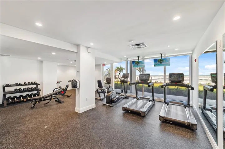3443 Gulf Shore Blvd N 309, Naples, Florida 34103