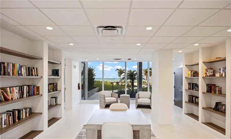 3443 Gulf Shore Blvd N 309, Naples, Florida 34103