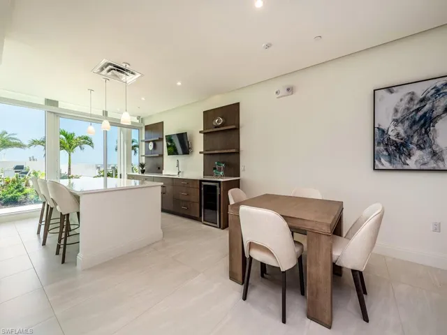 3443 Gulf Shore Blvd N 309, Naples, Florida 34103