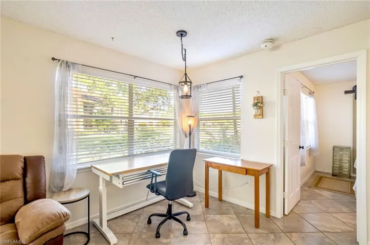 Current Owner using as work space. Previous owner used as dining space.