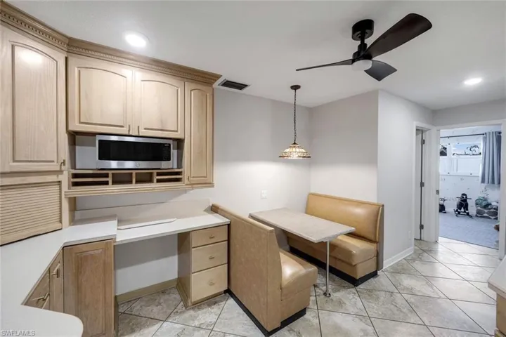 4548 Se 11th Pl, Cape Coral, Florida 33904