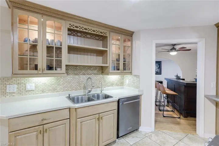 4548 Se 11th Pl, Cape Coral, Florida 33904