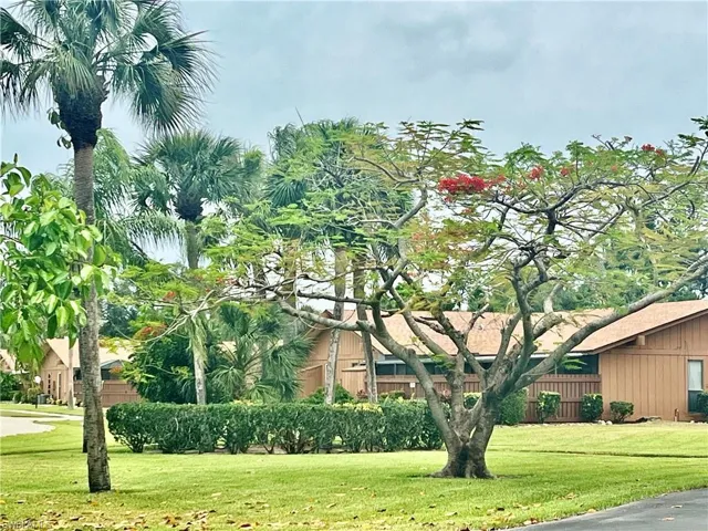 5707  Foxlake  DR, North Fort Myers, FL 33917