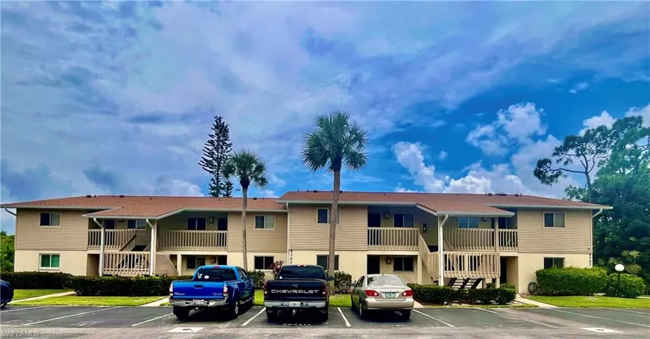 5707  Foxlake  DR, North Fort Myers, FL 33917