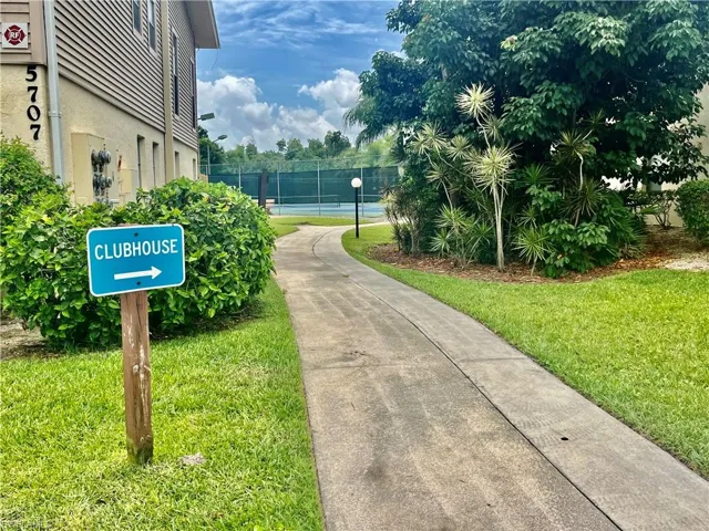 5707  Foxlake  DR, North Fort Myers, FL 33917