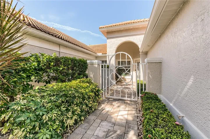 9234 Spring Run Blvd, Estero, Florida 34135