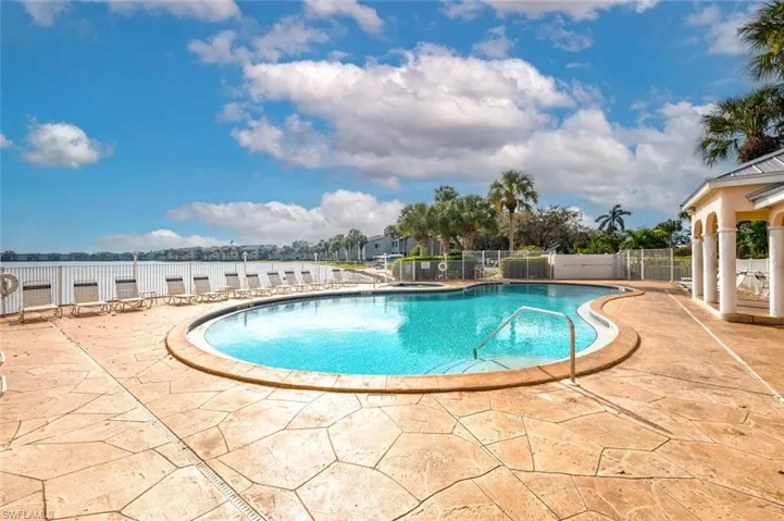 2604 Sailors Way # 120, Naples, Florida 34109