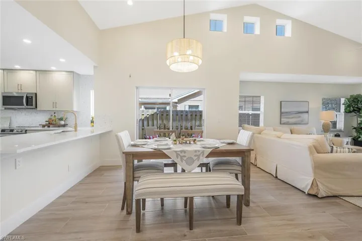 2604 Sailors Way # 120, Naples, Florida 34109