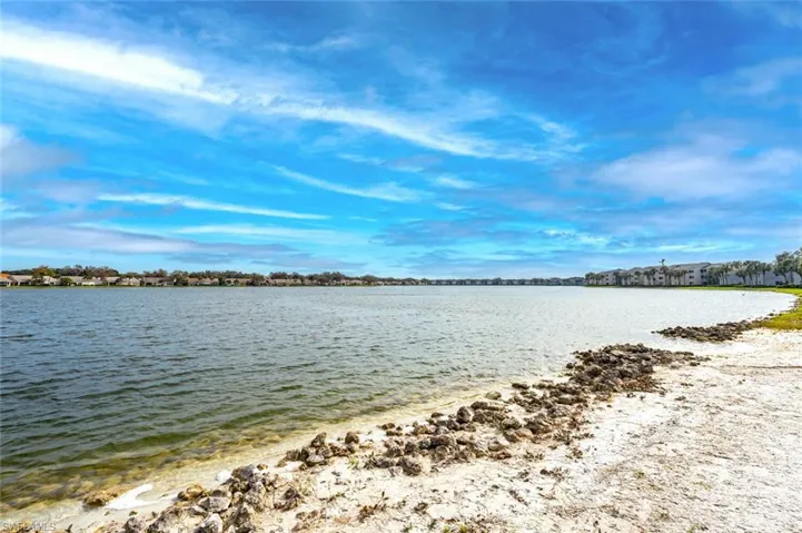 2604 Sailors Way # 120, Naples, Florida 34109