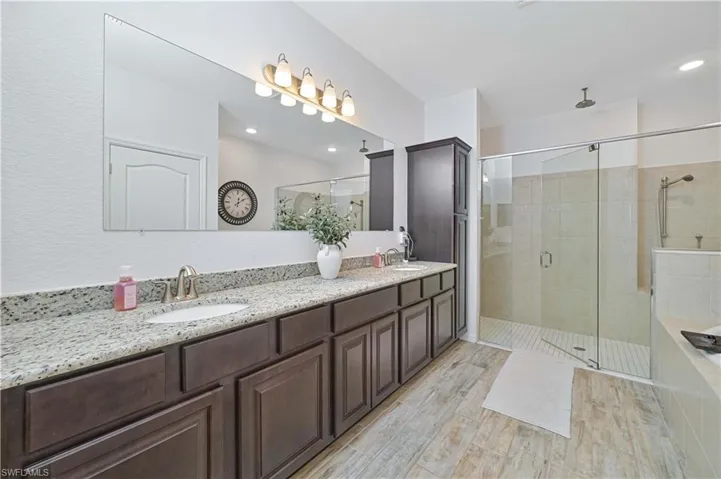 8784 Cascade Price Cir, North Fort Myers, Florida 33917