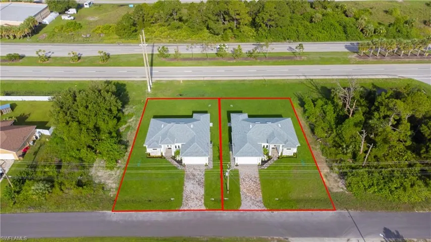 Birds eye view of property