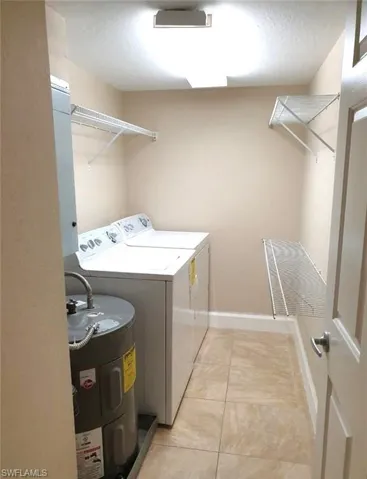 8298 Key Royal Ln 424, Naples, Florida 34119