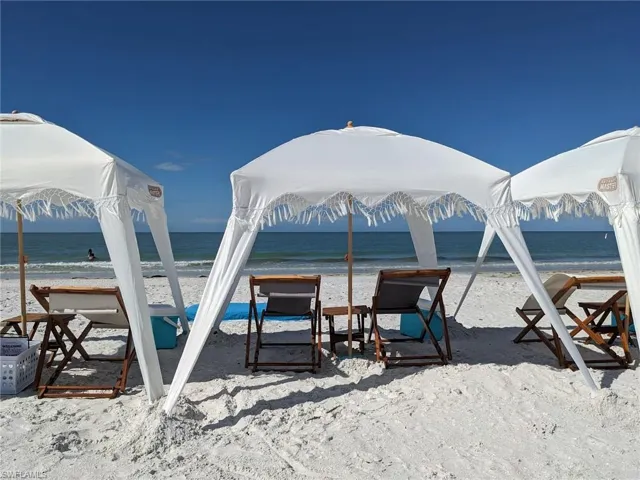 Relax...in style