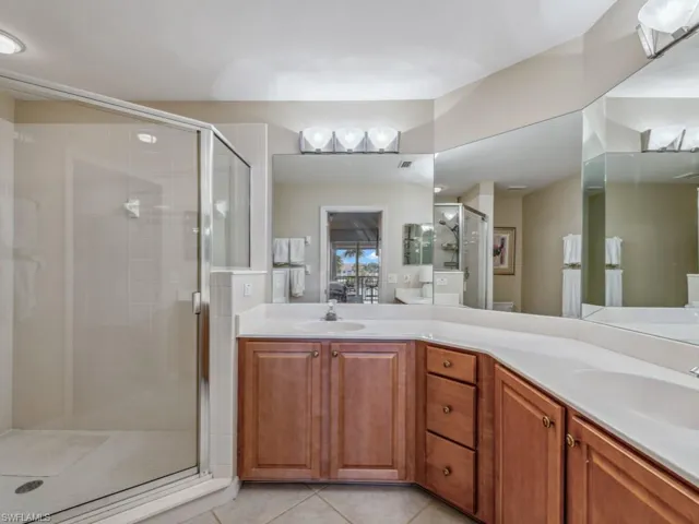 6070  Pinnacle  LN, Naples, FL 34110