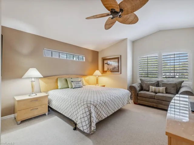 6070  Pinnacle  LN, Naples, FL 34110