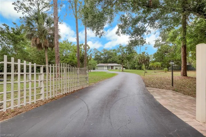 3425 29th Ave Sw, Naples, Florida 34117