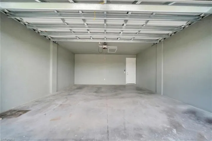 384  Neighborly  RD, Labelle, FL 33935