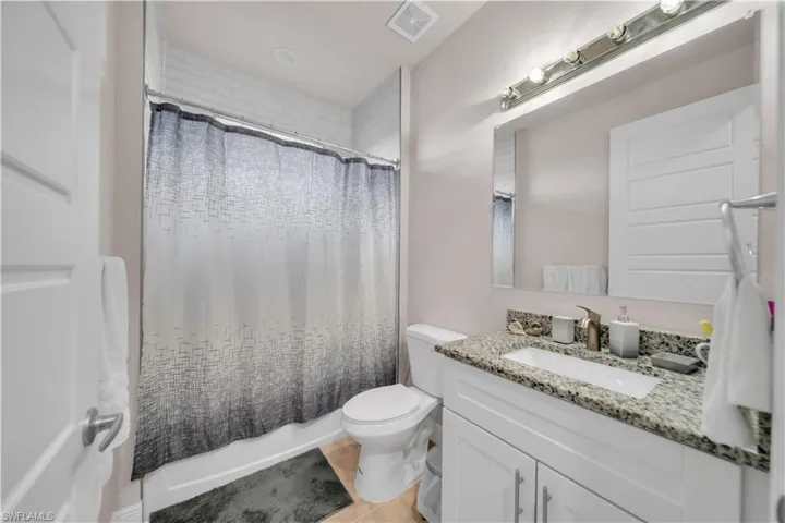 384  Neighborly  RD, Labelle, FL 33935