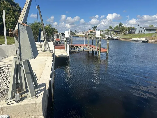 Tie up along sea wall or hoist boat out of water with Davit system.