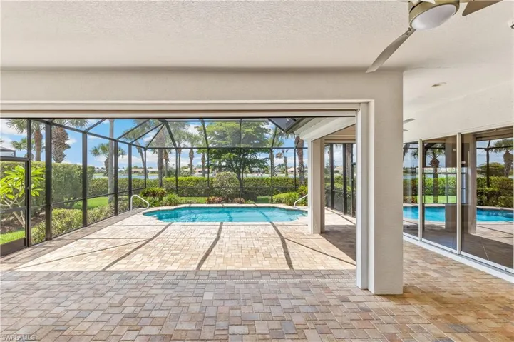 Covered Lanai with electric shutters, tv hook-up