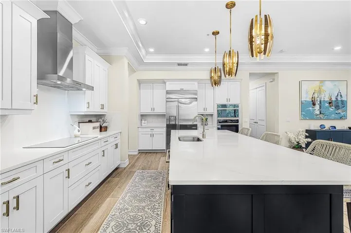 2488 Breakwater Way 13101, Naples, Florida 34112