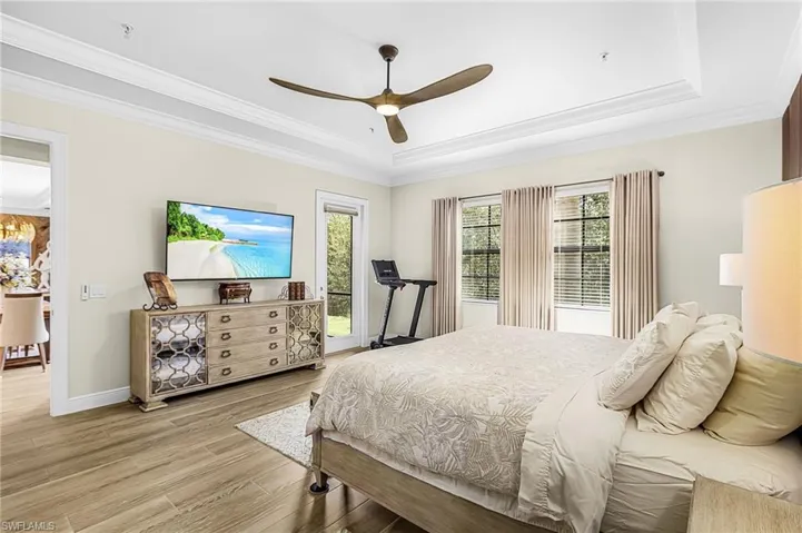 2488 Breakwater Way 13101, Naples, Florida 34112