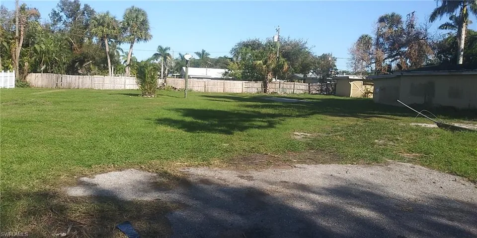 219  Labelle  AVE, Fort Myers, FL 33905