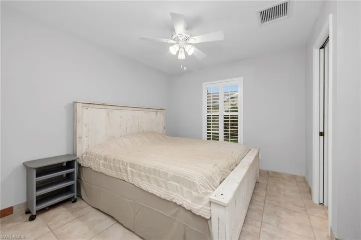 566 Saint Andrews Blvd # 23, Naples Fl 34113